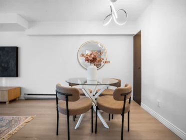 Kitchen Island Photo of 313 975 E Broadway, Vancouver, BC