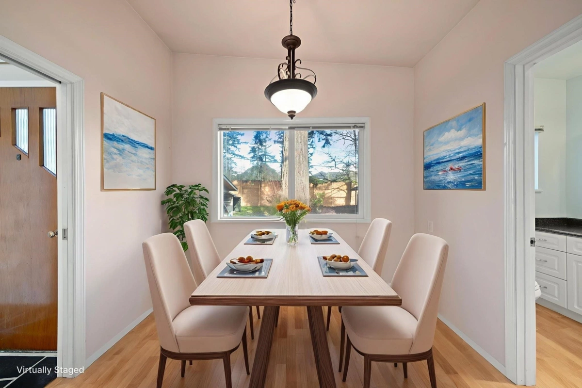 Kitchen Photo of 13482 58 Avenue, Surrey, BC