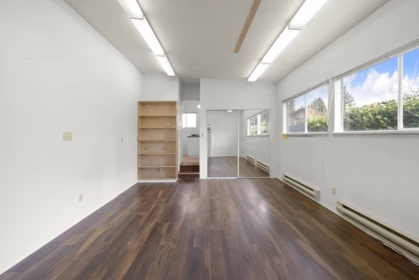Breakfast Nook Photo of 13482 58 Avenue, Surrey, BC