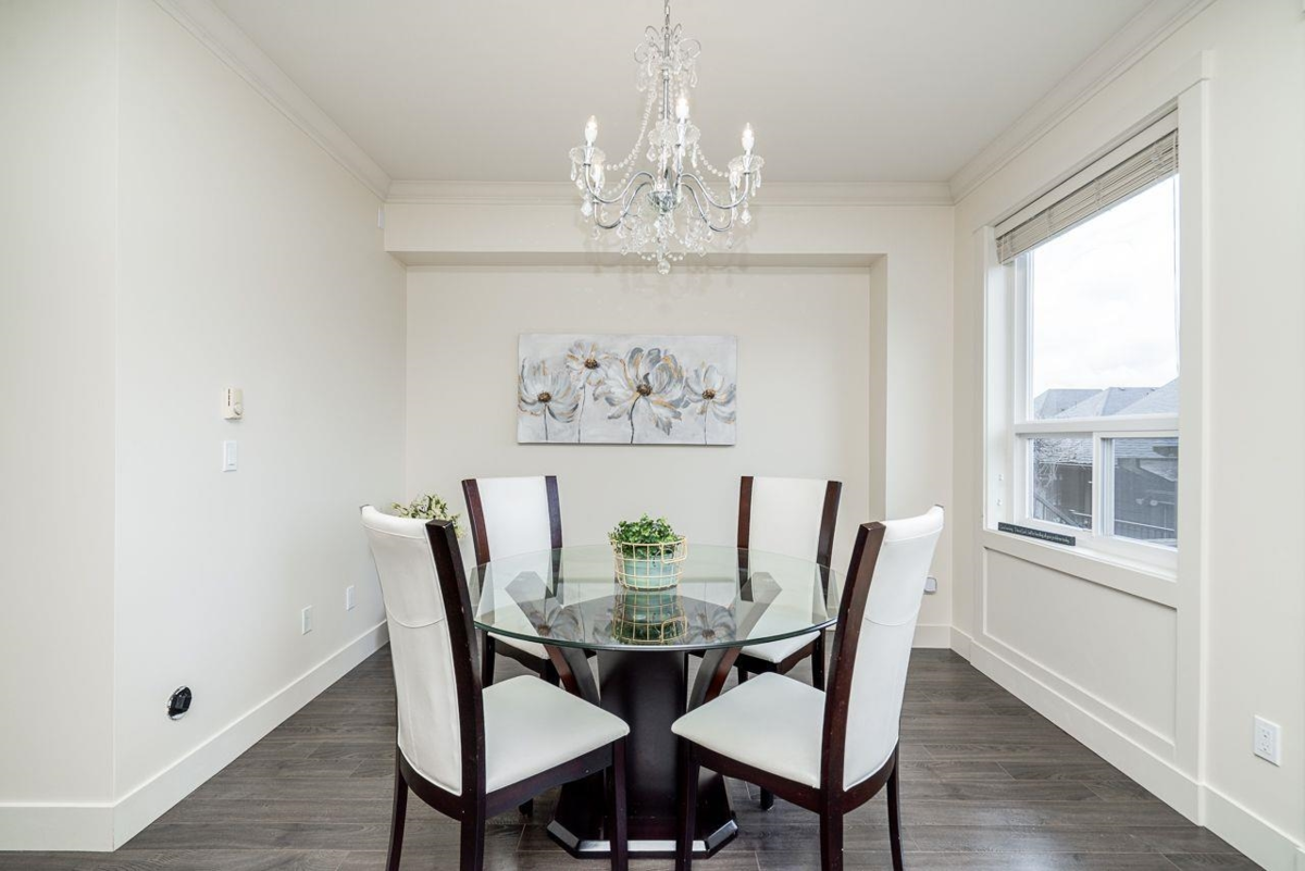 Breakfast Nook Photo of 21025 80 Avenue, Langley, BC