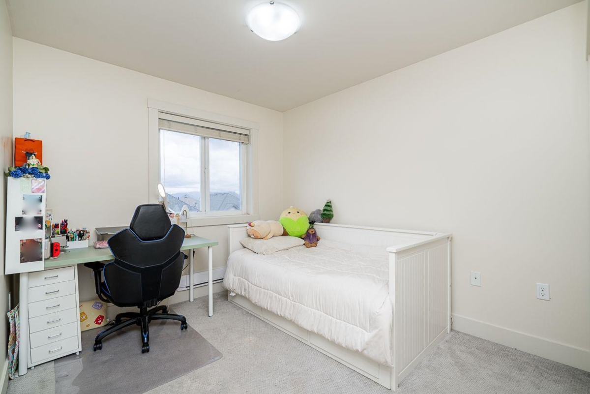 Loft / Bonus Room Photo of 21025 80 Avenue, Langley, BC