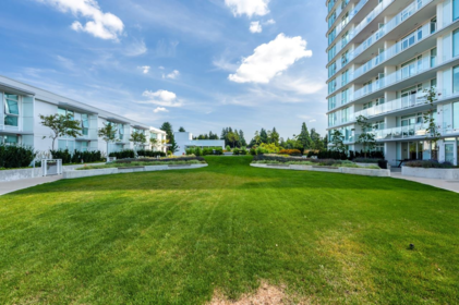 Breakfast Nook Photo of 906 13685 102 Avenue, Surrey, BC