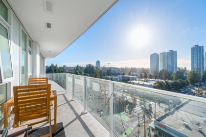 Mudroom Photo of 906 13685 102 Avenue, Surrey, BC