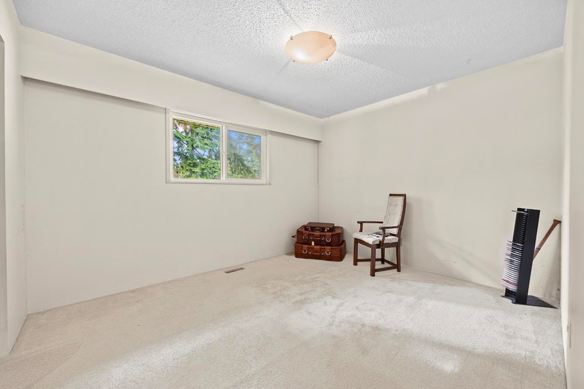 Primary Bedroom Photo of 2580 Patricia Avenue, Port Coquitlam, BC