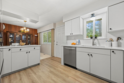 2580 Patricia Avenue, Port Coquitlam, BC