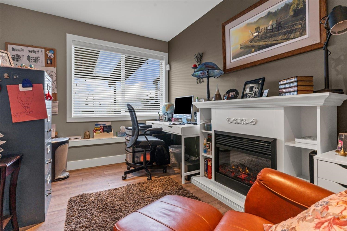 Backyard Photo of 47215 Sylvan Drive, Chilliwack, BC