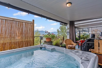 Front Yard Photo of 47215 Sylvan Drive, Chilliwack, BC
