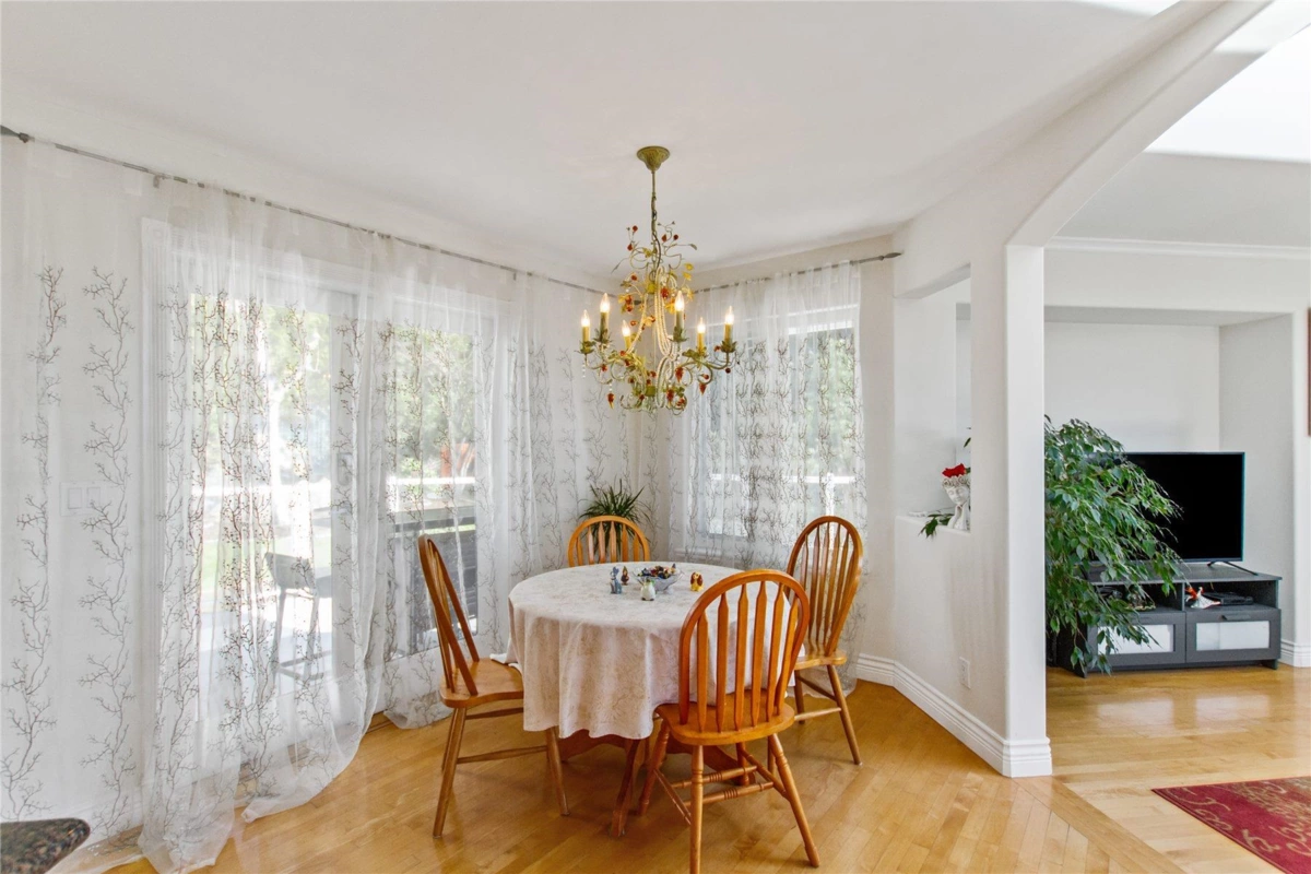 Primary Bedroom Photo of 3866 Michener Way, North Vancouver, BC