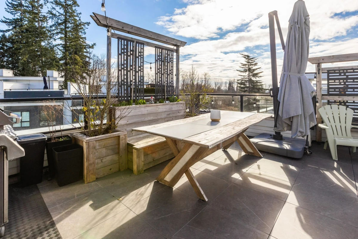 Outdoor Patio Photo of 198 2277 Oak Meadows Drive, Surrey, BC