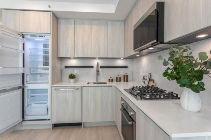 206 3264 Vanness Avenue, Vancouver, BC, Vancouver — Apartment/Condo for sale