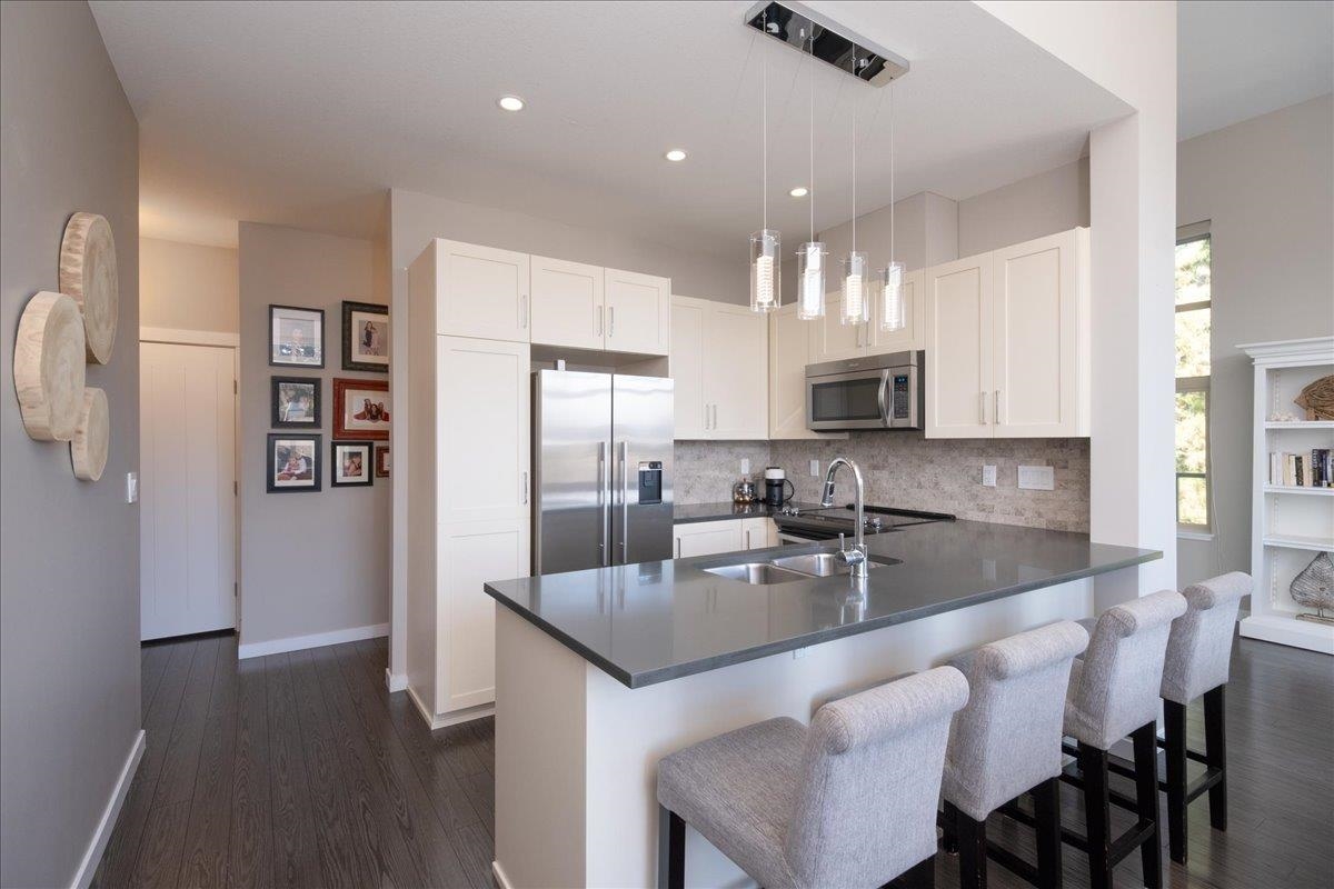 Bedroom 3 Photo of 507 2855 156 Street, Surrey, BC