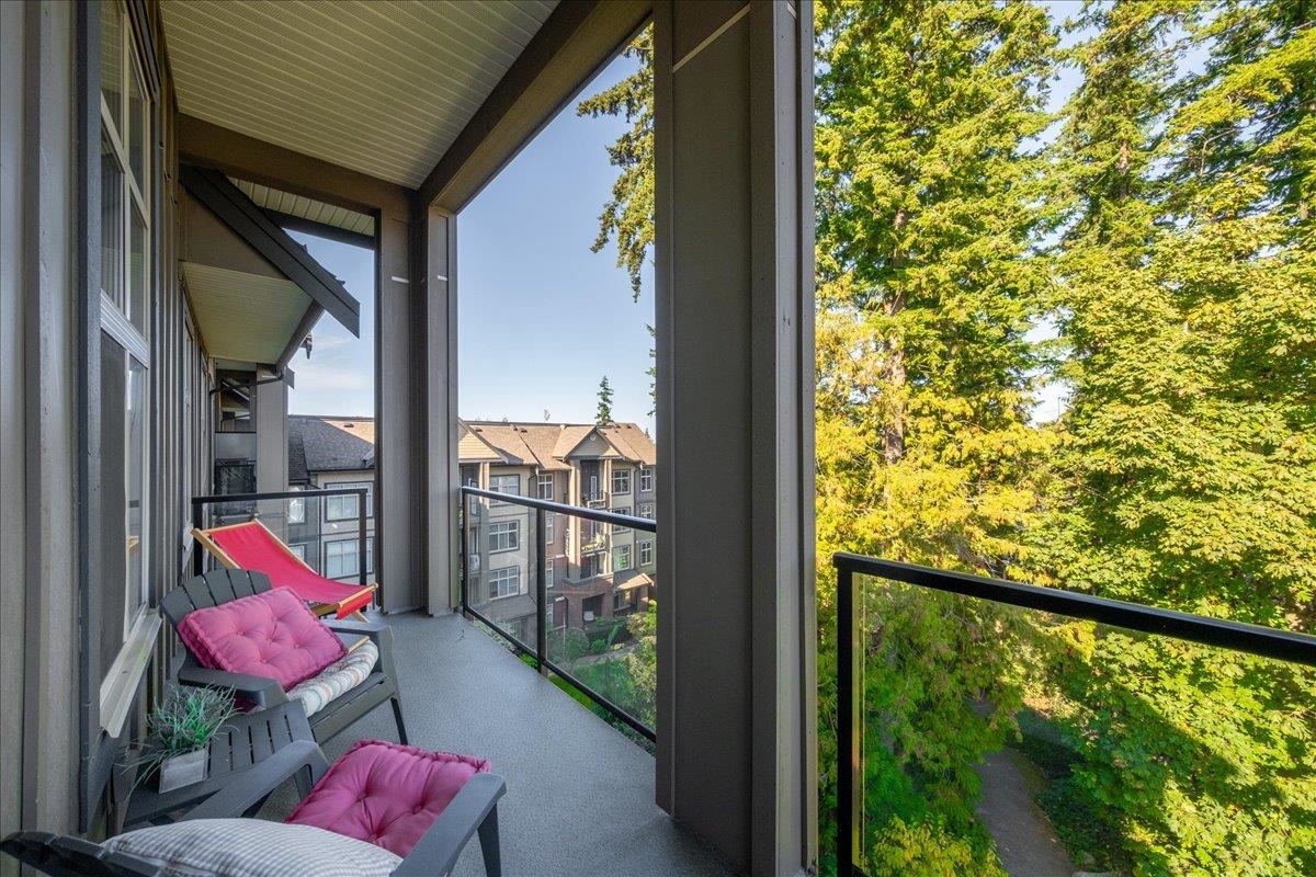 Front Yard Photo of 507 2855 156 Street, Surrey, BC