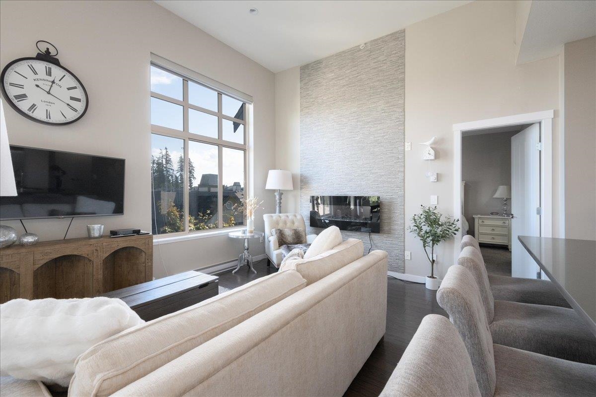 Kitchen Island Photo of 507 2855 156 Street, Surrey, BC