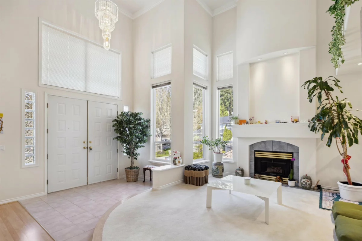 Dining Area Photo of 2525 Sapphire Place, Coquitlam, BC