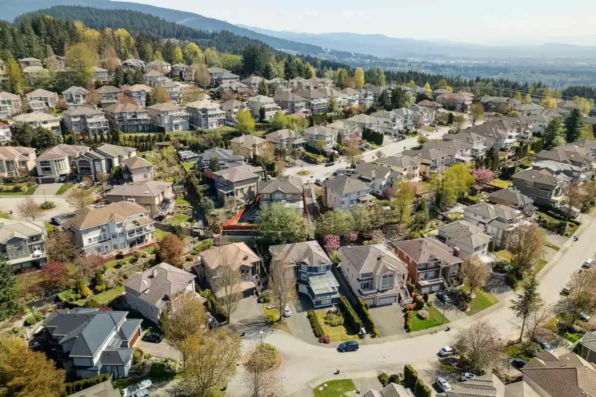 Fitness Center Photo Near 2525 Sapphire Place, Coquitlam, BC
