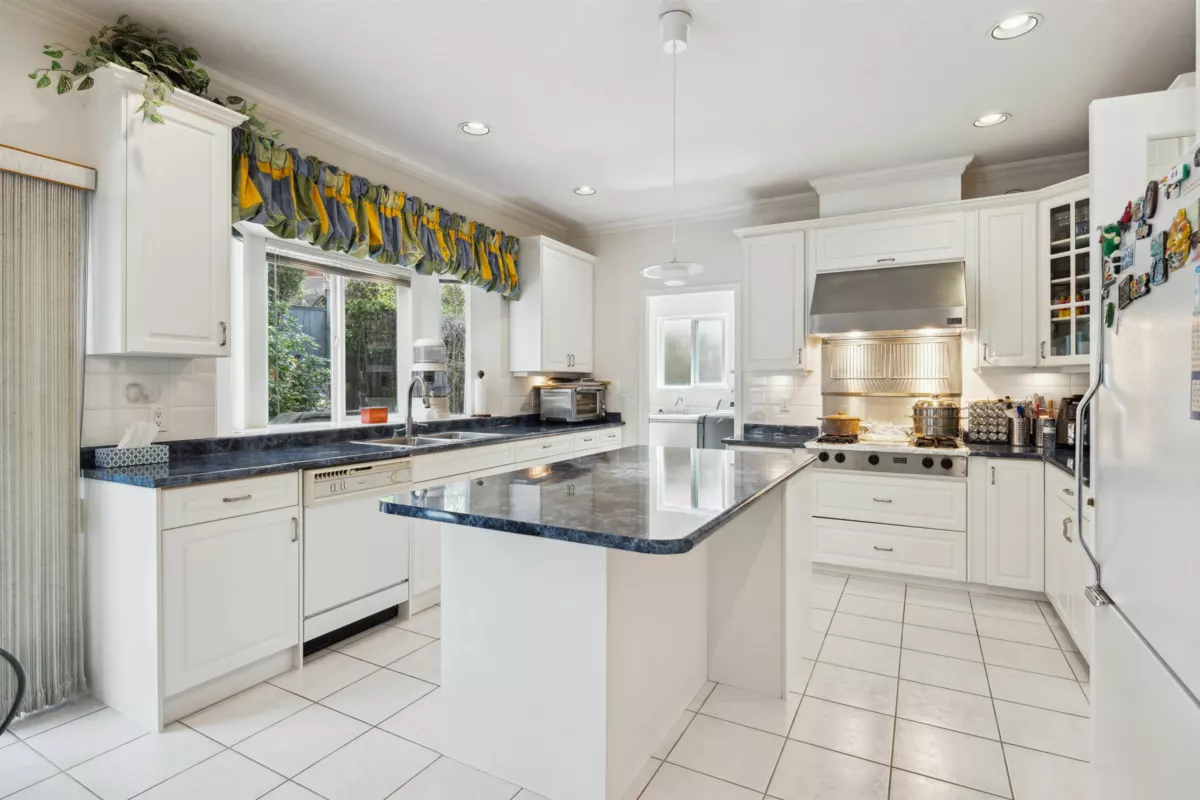 Loft / Bonus Room Photo of 2525 Sapphire Place, Coquitlam, BC