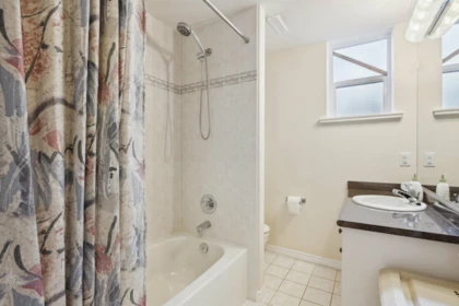 Hot Tub / Spa Photo of 2525 Sapphire Place, Coquitlam, BC