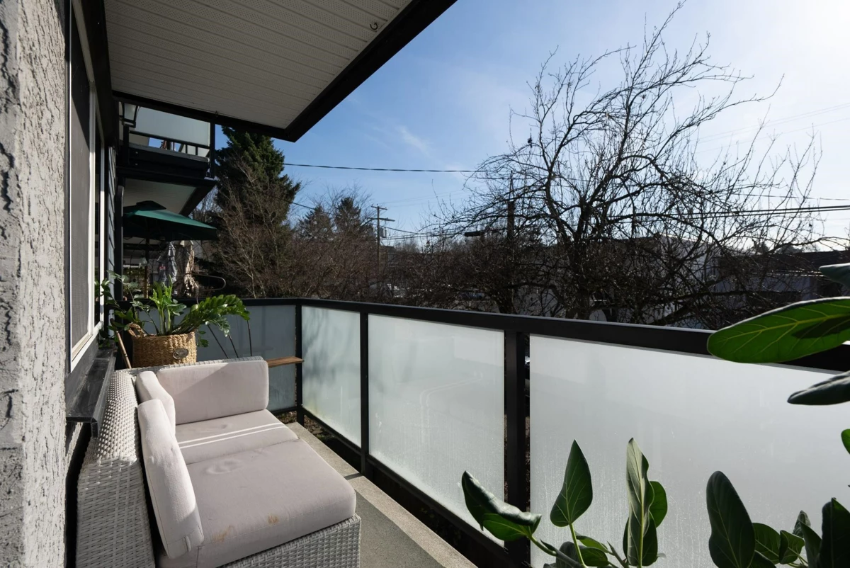 Primary Bedroom Photo of 201 1429 William Street, Vancouver, BC