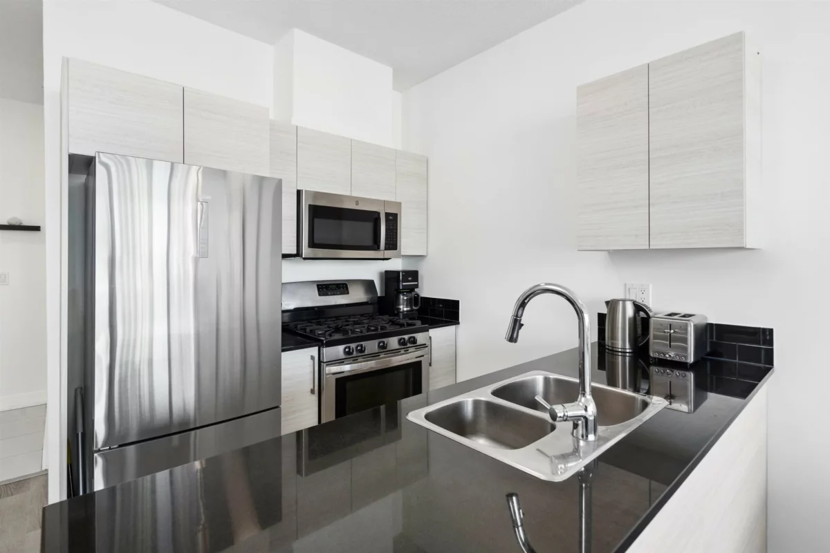 Guest Bathroom Photo of 1605 1239 W Georgia Street, Vancouver, BC