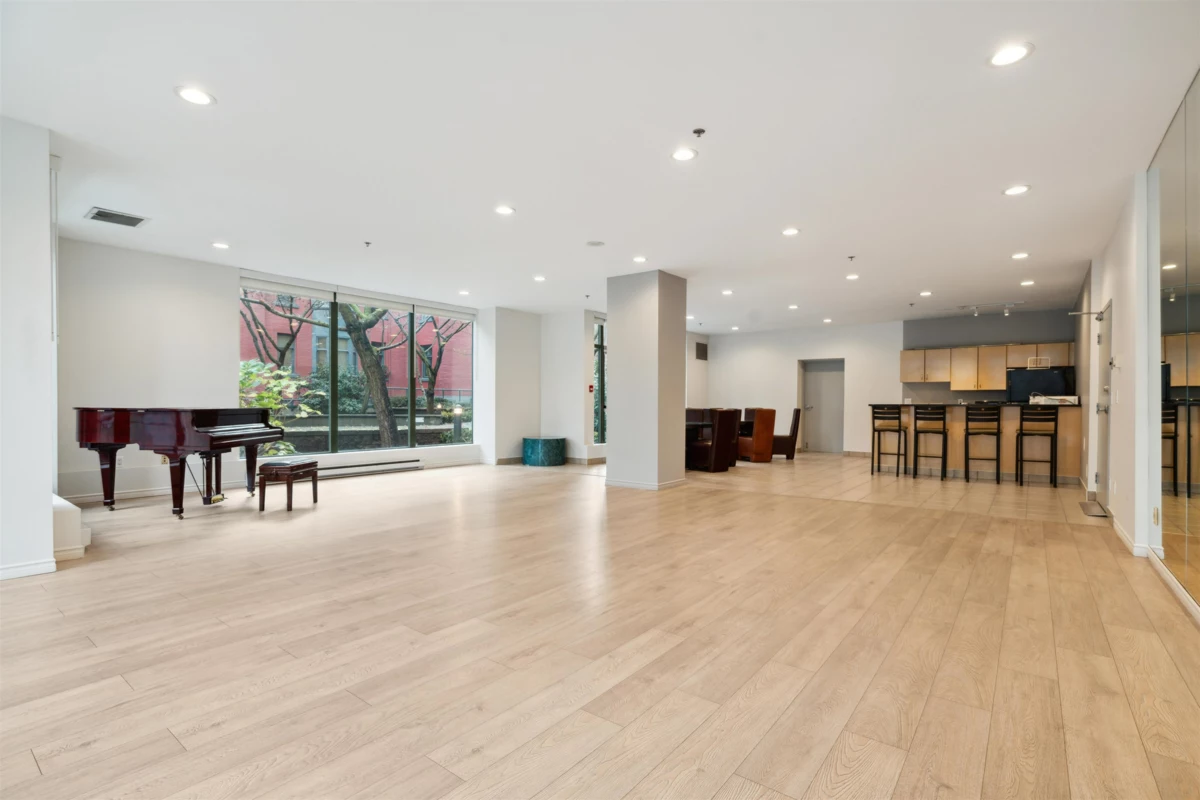 Mudroom Photo of 1605 1239 W Georgia Street, Vancouver, BC