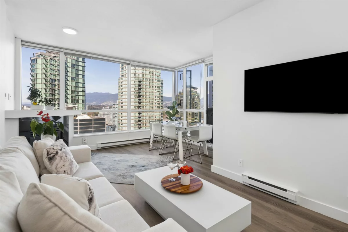 Primary Bathroom Photo of 1605 1239 W Georgia Street, Vancouver, BC