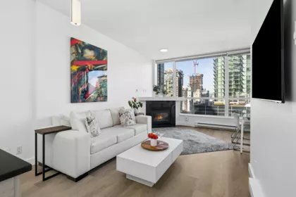 Breakfast Nook Photo of 1605 1239 W Georgia Street, Vancouver, BC