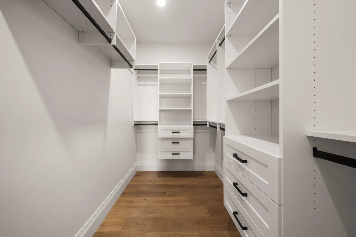 Bedroom 3 Photo of 102 18171 59 Avenue, Surrey, BC