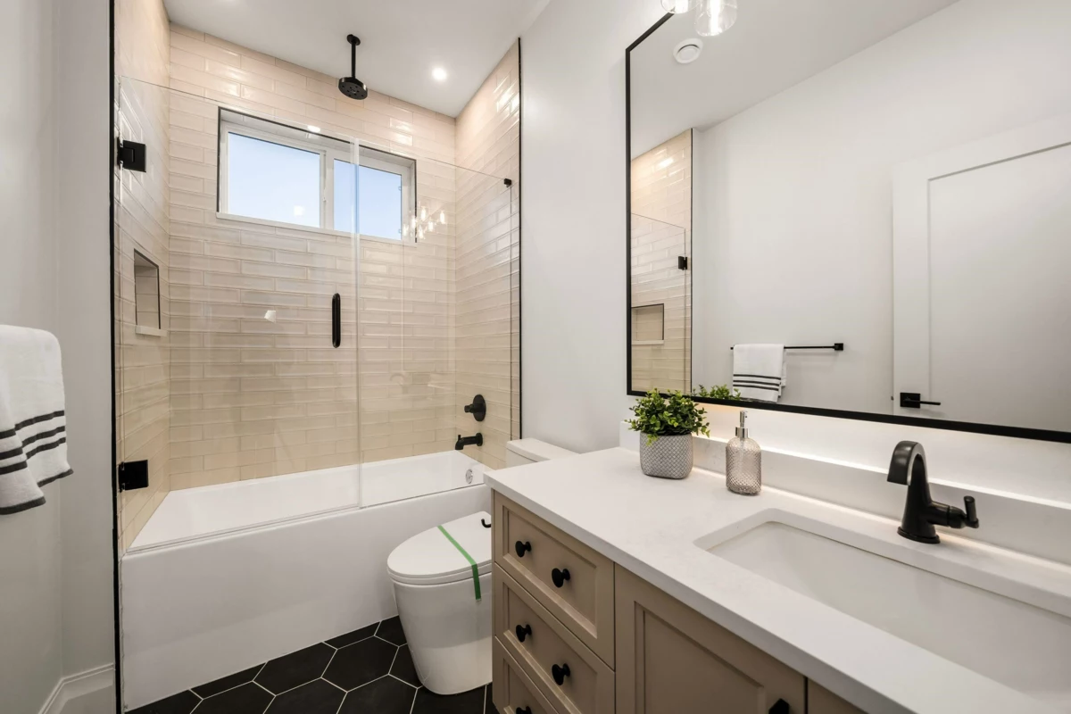 Office / Den Photo of 102 18171 59 Avenue, Surrey, BC