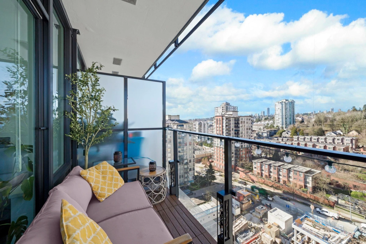 Entry Foyer Photo of 1705 823 Carnarvon Street, New Westminster, BC