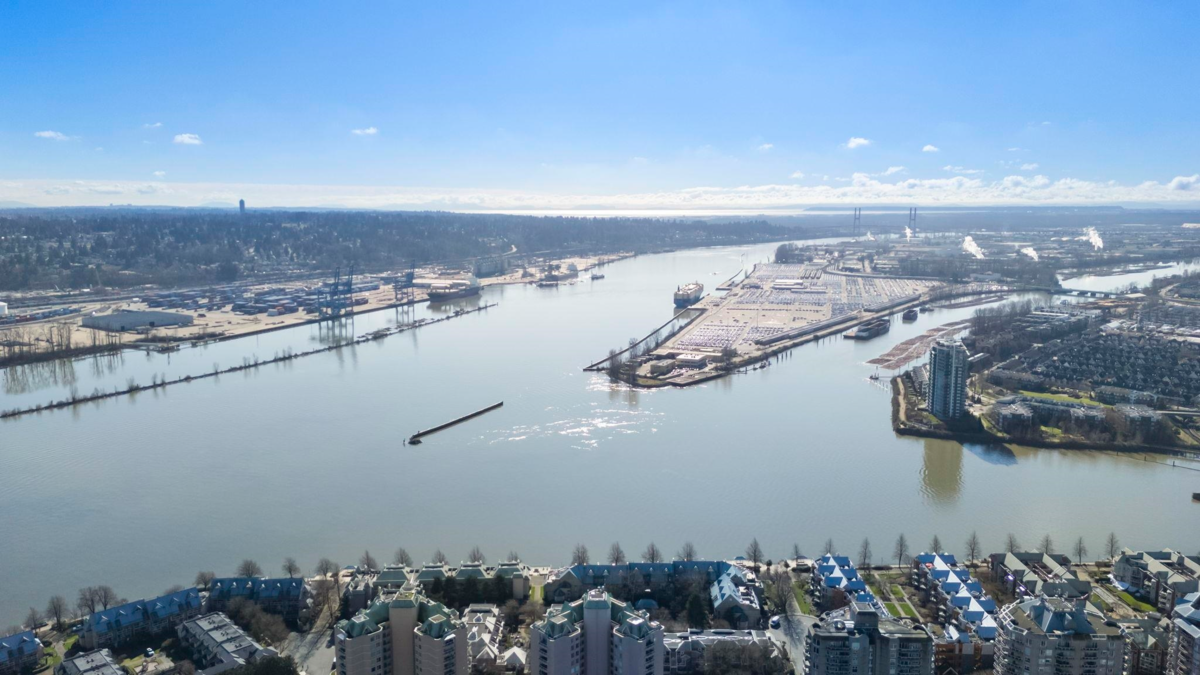 Hot Tub / Spa Photo of 1705 823 Carnarvon Street, New Westminster, BC