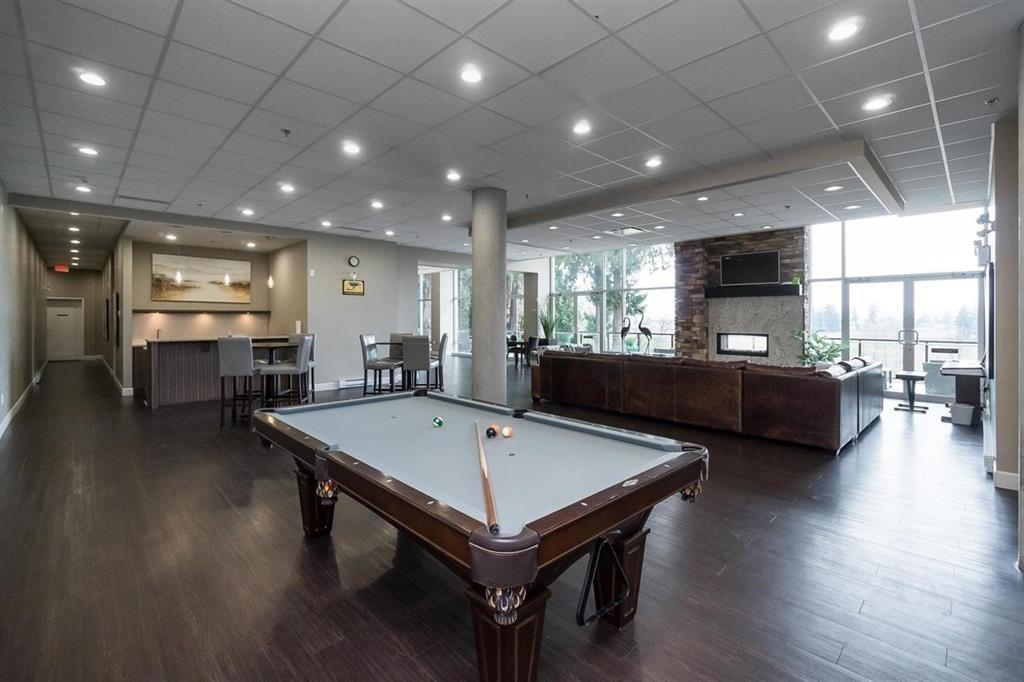 Backyard Photo of 308 15185 36 Avenue, Surrey, BC