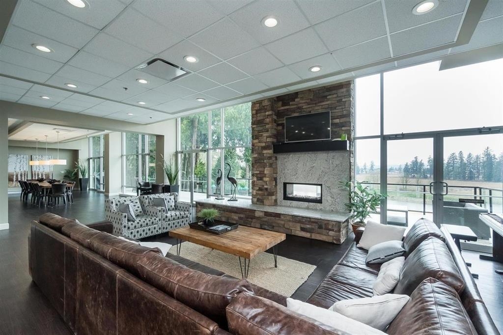 Hot Tub / Spa Photo of 308 15185 36 Avenue, Surrey, BC