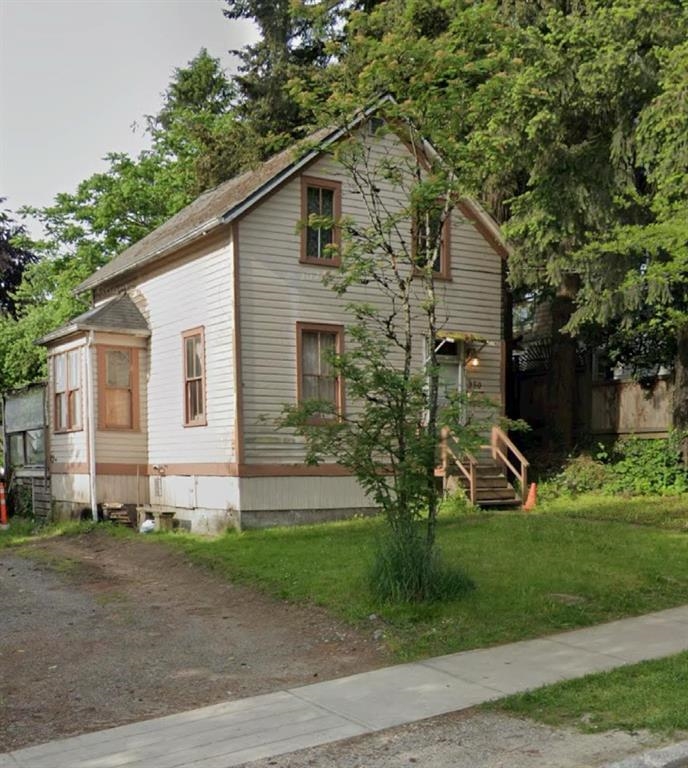 Family Room Photo of 350 Keary Street, New Westminster, BC