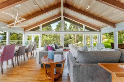 Breakfast Nook Photo of 3029 Spruce Drive, No City Value, BC