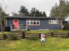 5702 Medusa Street, Sechelt, BC