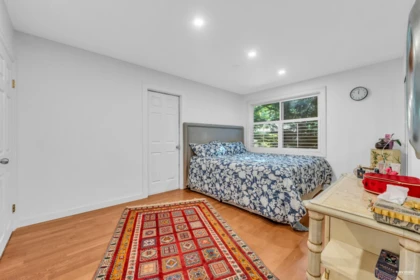 Loft / Bonus Room Photo of 5325 Marine Drive, West Vancouver, BC