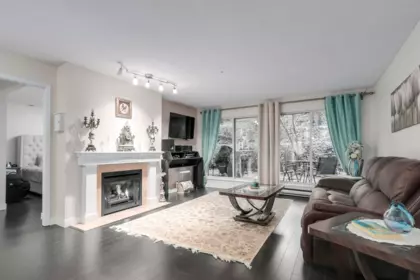 204 2733 Atlin Place, Coquitlam, BC, Coquitlam — Apartment/Condo for sale