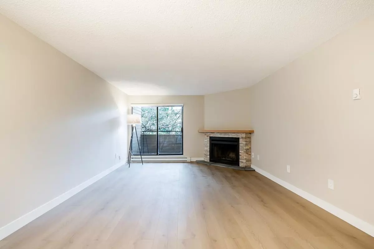 Family Room Photo of 254 7293 Moffatt Road, Richmond, BC