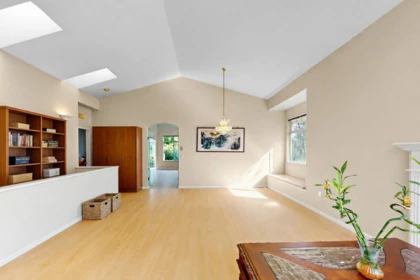 Breakfast Nook Photo of 60 5200 Oakmount Crescent, Burnaby, BC