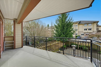 Garden / Landscaping Photo of 202 16068 83 Avenue, Surrey, BC