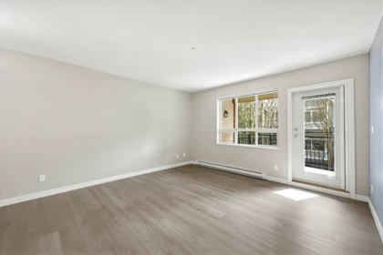 Kitchen Photo of 202 16068 83 Avenue, Surrey, BC