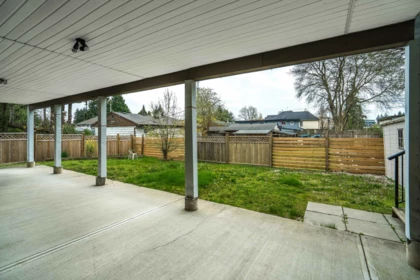 Hot Tub / Spa Photo of 15688 88 Avenue, Surrey, BC