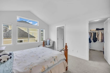Laundry Room Photo of 16549 21 Avenue, Surrey, BC