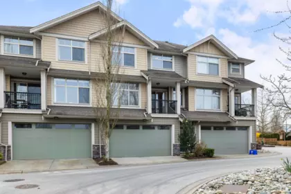 4 22225 50 Avenue, Langley, BC, Langley — Townhouse for sale
