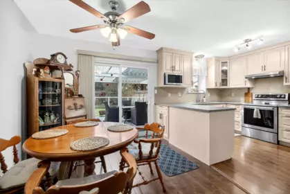 Breakfast Nook Photo of 22700 Balabanian Circle, Maple Ridge, BC