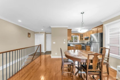 Family Room Photo of 4 14921 Thrift Avenue, White Rock, BC