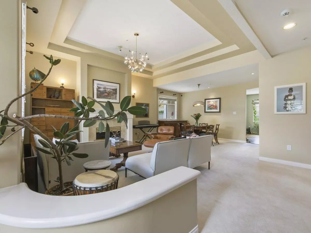 Dining Area Photo of 31 5650 Hampton Place, Vancouver, BC