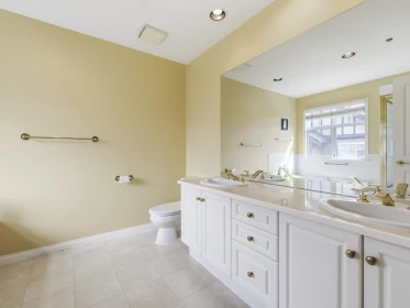 Hallway Photo of 31 5650 Hampton Place, Vancouver, BC