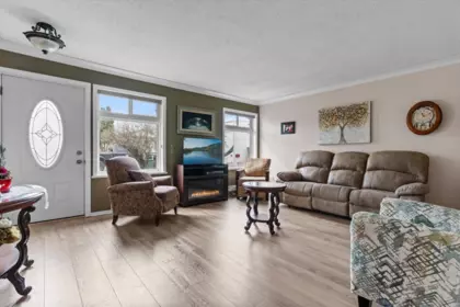 45475 Meadowbrook Drive, Chilliwack, BC, Chilliwack — Single Family Residence for sale