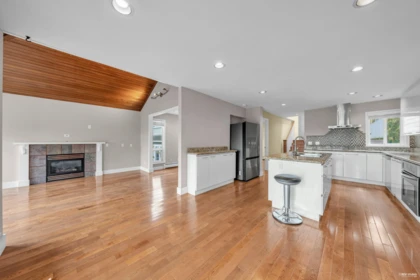 Powder Room Photo of 3191 W 23rd Avenue, Vancouver, BC